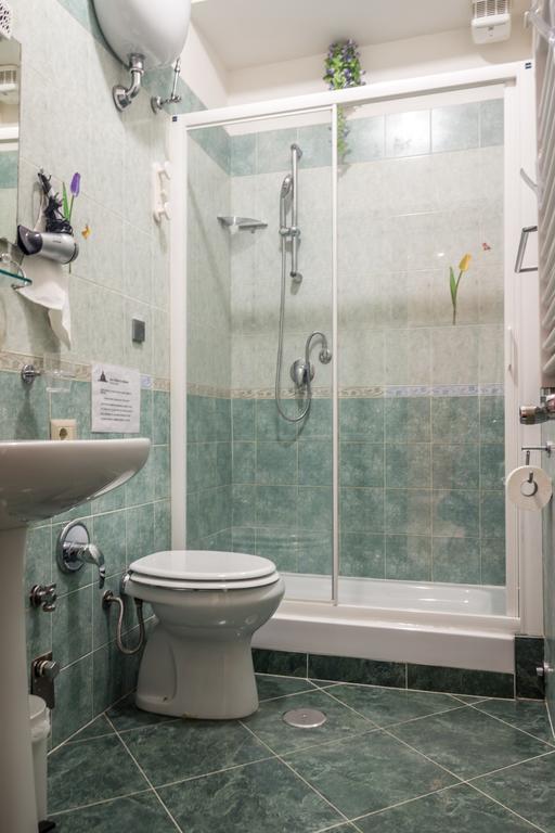 San Pietro'S Home Рим Экстерьер фото